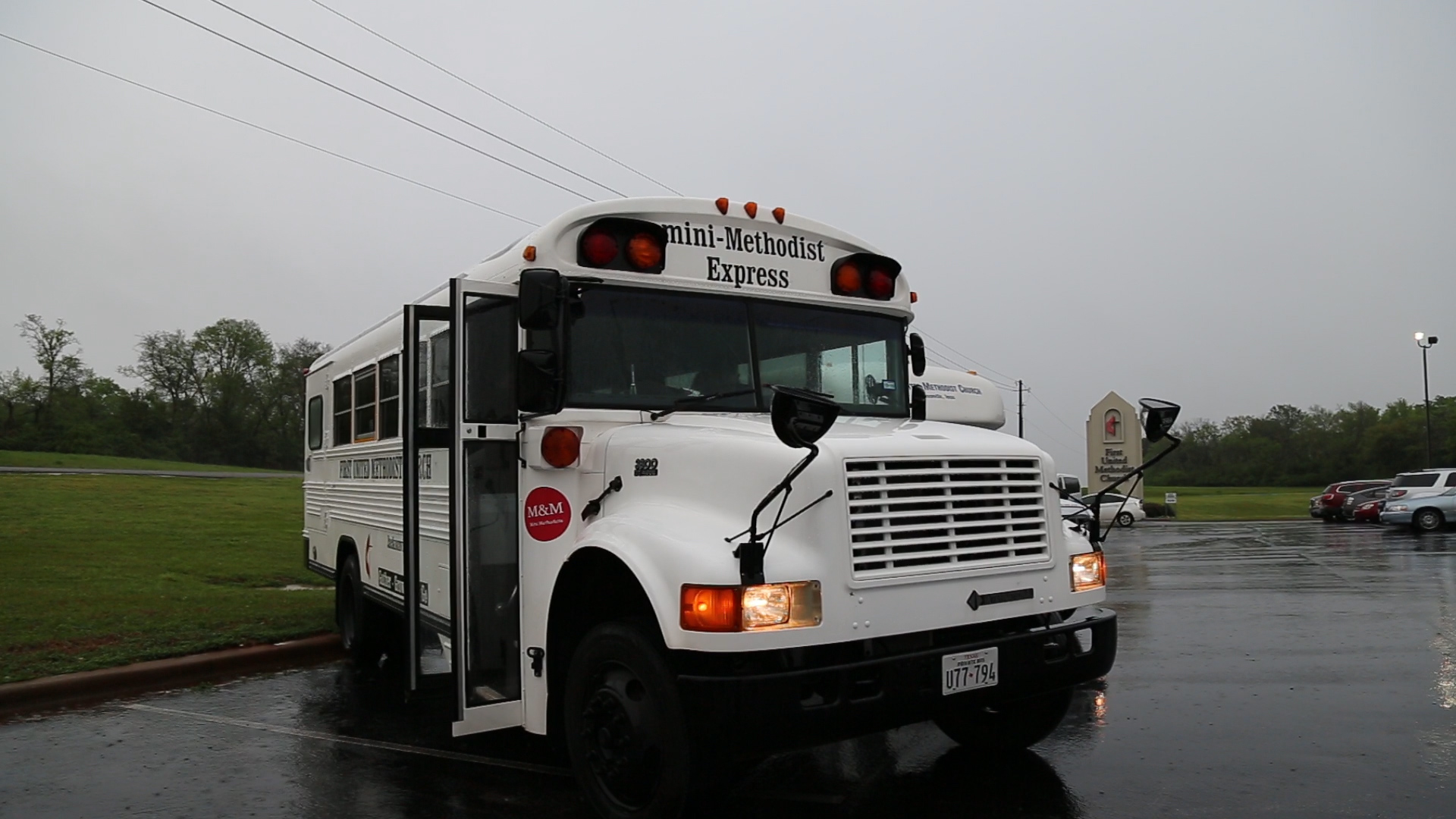 The Jacksonville First UMC Mini-Methodist buses are there to transport children, rain or shine. Photo Courtesy: Shannon Martin, Texas Conference of The United Methodist Church.